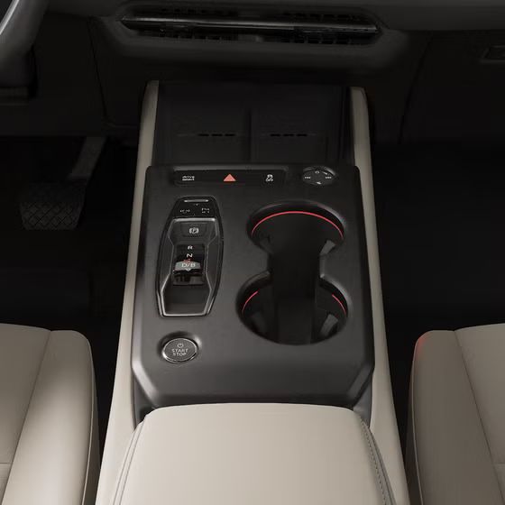 Nahaufnahme der Mittelkonsole im Cockpit des Q4 SUV e-tron.